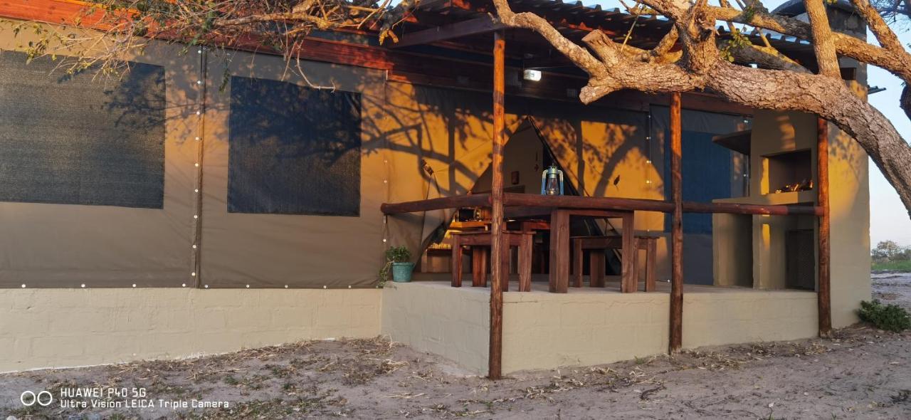 Kingfisher Bush Lodge Enkovukeni Екстериор снимка